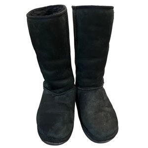 Uggs, Classic Tall Black - Women’s Size 7